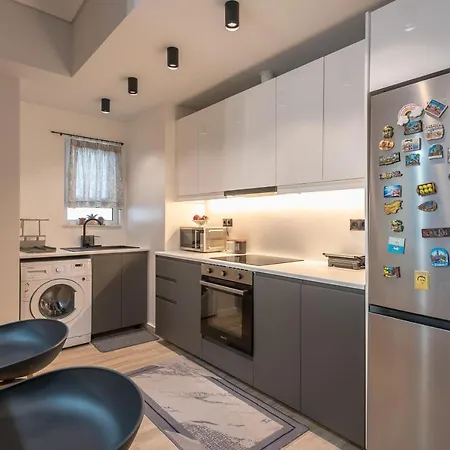 Comfy And Modern Apartment Athens Exterior photo