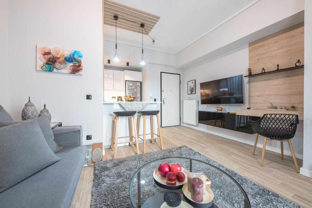 Comfy And Modern Apartment Athens